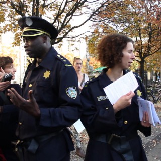 Straßenaktionen um Betroffene zum Thema Racial Profiling zu informieren und stärken